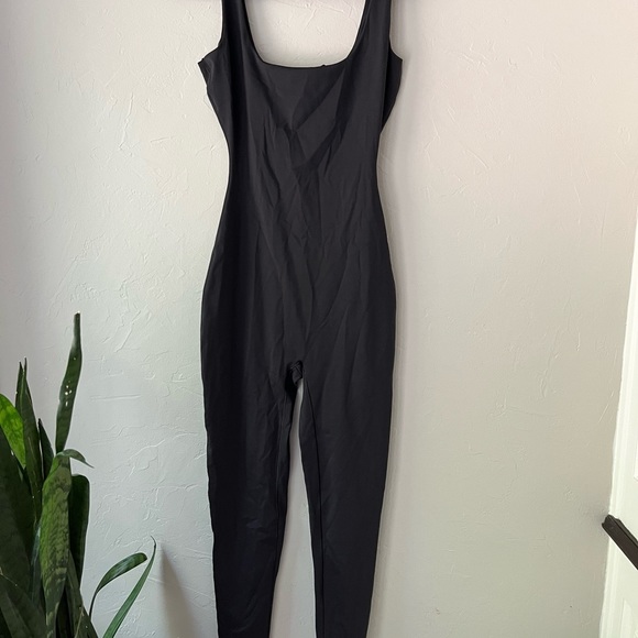 🖤SKIMS ALL IN ONE SQUARE NECK SHINE TANK JUMPSUIT ONESIE ONYX S - Picture 6 of 8